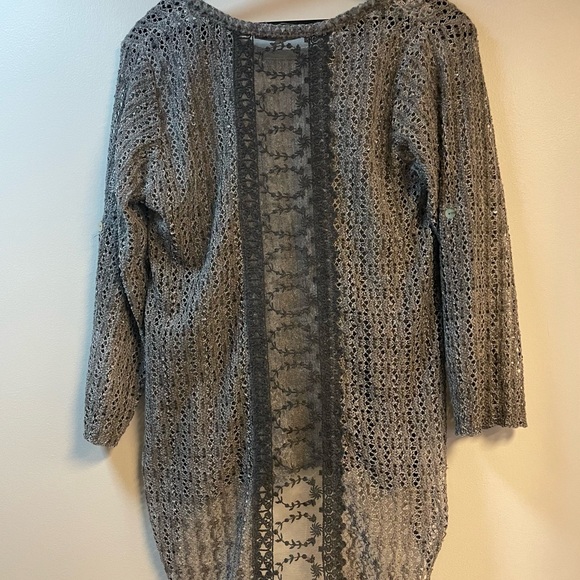 Gray Women’s Crochet LS Sweater with lace back and roll up sleeved. - Picture 1 of 4